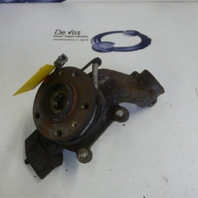 Peugeot 607 2.9 V6 24V Knuckle, front right 2001 364763