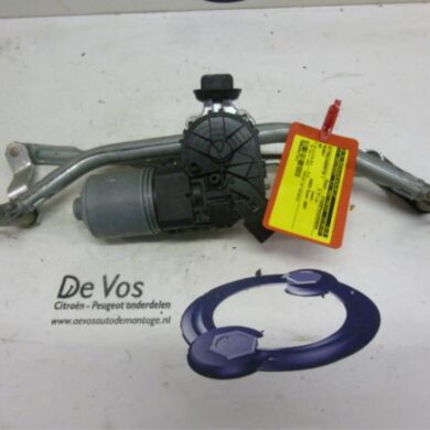 Peugeot 207 1.6 16V Scheibenwischermotor vorne 2007 6405KK