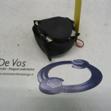 Peugeot 207 1.6 16V Rear seatbelt, right 2009 8974VJ-8975W7-8975XN
