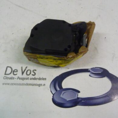 Citroen C5  Veiligheidsgordel rechts-achter 2003 8974KE