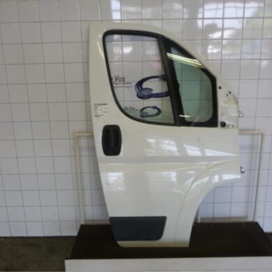 Peugeot Boxer  Front door 4-door, right 2007 9004Y1-9004EN