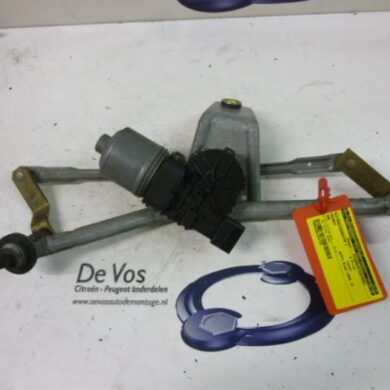 Peugeot 206 1.4 HDi Scheibenwischermotor vorne 2002 6405N5