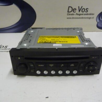 Citroen C4 Picasso  Radio CD Speler 2010 1607757480-6574LY-6574LZ