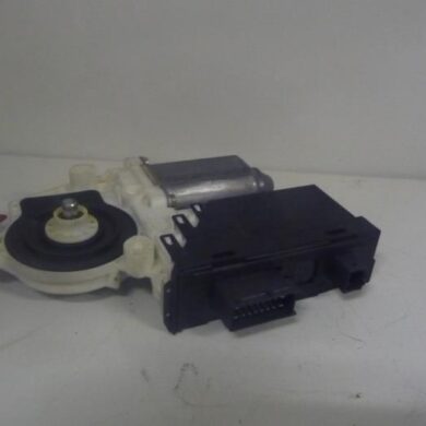 Citroen C5 3.0 V6 24V Door window motor 2003 9222P3