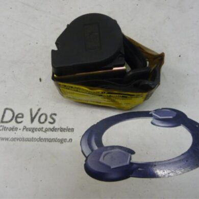 Peugeot 306 1.8i ST Rear seatbelt, centre 1996 8972Y3