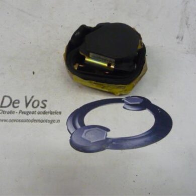 Peugeot 307 1.6 16V Veiligheidsgordel rechts-achter 2003 8974JN