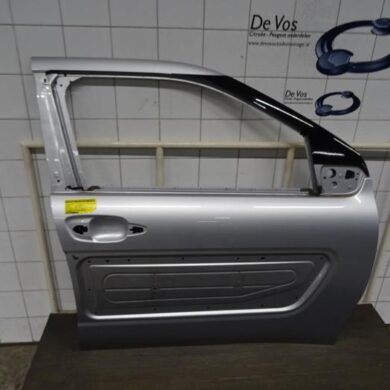 Citroen C4 Cactus  Portier 4Deurs rechts-voor 2016 9801012880