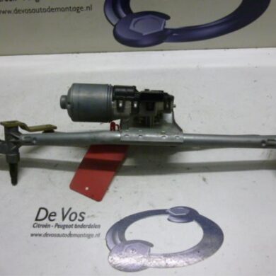 Citroen C5 2.0 16V Front wiper motor 2001 6405J2