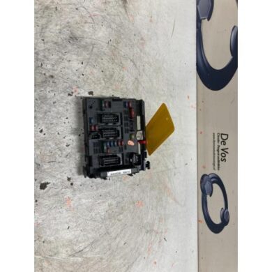 Peugeot 206 1.6 16V Fuse box 2002 6500Y1-9646405280