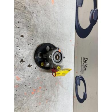Peugeot Partner 1.8 Power steering pump LFX 2000 4007V9
