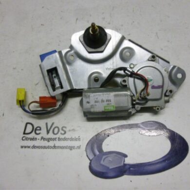 Citroen Xantia  Rear wiper motor 1998 96109006