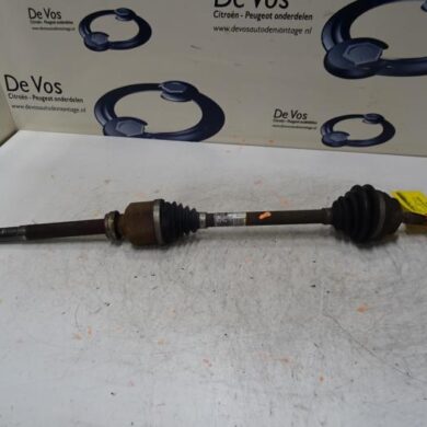 Peugeot 208  Aandrijfas rechts-voor HNZ-HNZHN01 2015 9801048680-1612690280 20ET26