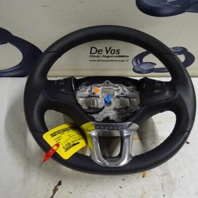 Peugeot 208  Steering wheel 2015 96739515ZD