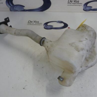 Citroen C8  Front windscreen washer reservoir 2006 6431D0