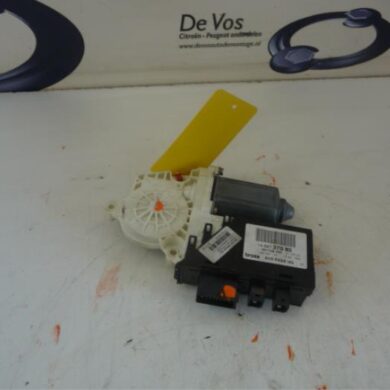 Peugeot 807 3.0 V6 24V Raammotor Portier 2003 9222V3