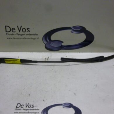 Citroen C5  Front wiper arm 2005 6429X0