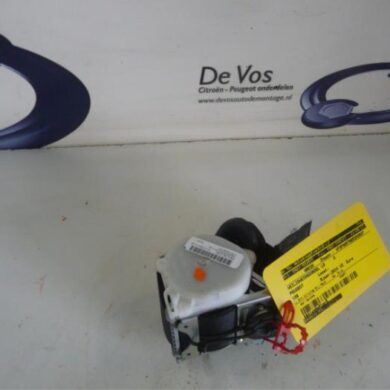 Peugeot 108  Veiligheidsgordel links-achter 2014 B0008723XX