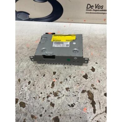 DS Automobiles DS3 Crossback 1.2 12V PureTech 155 Radio 2019 1646186580-1672350880-9830141480