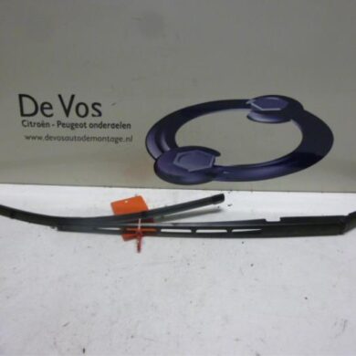 Citroen C5  Front wiper arm 2008 6429EY