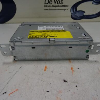 Peugeot 508  Radio 2014 1612546780-1613226880