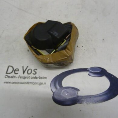 Peugeot 406 1.9 dt Rear seatbelt, left 1998 8974EE