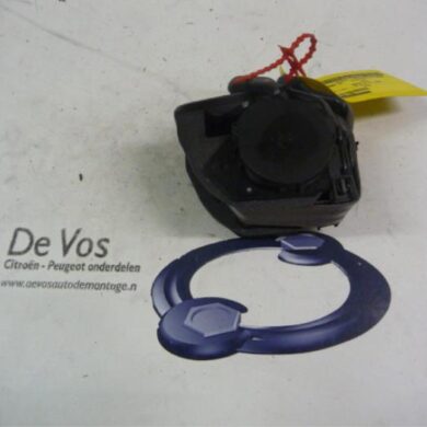 Citroen C5 2.0 HDiF 16V Rear seatbelt, left 2006 8974W5-8975P4