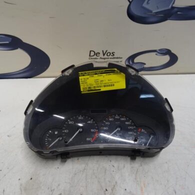 Peugeot Partner 1.9D Odometer KM 2004 6105EW