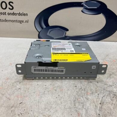 DS Automobiles DS7 Crossback  Radio 2019 9832991580