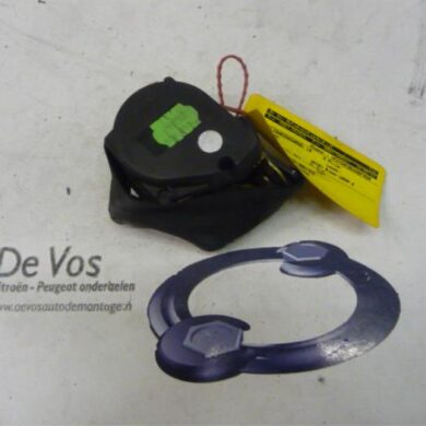 Peugeot 306 1.6 Rear seatbelt, left 2000 8973X4