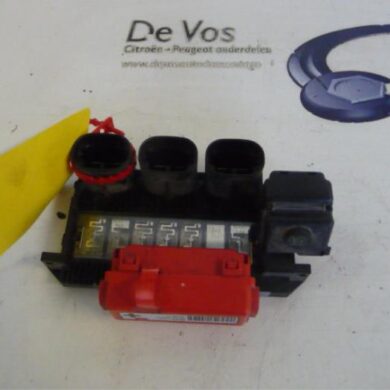 Citroen C5  Fuse box 2011 9662335380