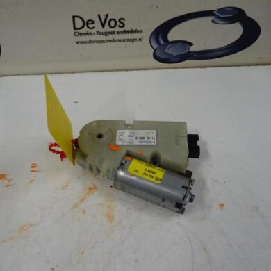 Peugeot 607  Sunroof motor 2006 655141