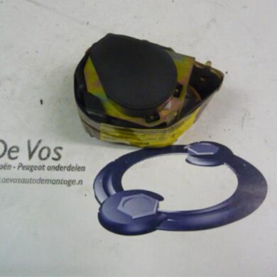 Peugeot 607 2.2 HDi 16V FAP Rear seatbelt, right 2001 8974AY