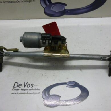 Citroen C5 2.0 HDi 110 Front wiper motor 2002 6405J2