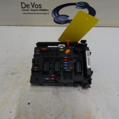 Peugeot 206 1.4 16V Sicherungskasten 2004 6500Y1