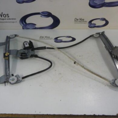 Peugeot 207  Window mechanism 2-door, front right 2011 9222GH