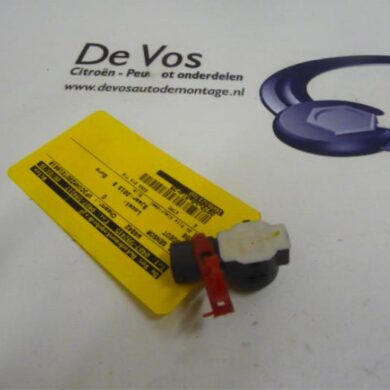 Peugeot 208 1.2 Vti 12V PureTech 82 PDC Sensor 2013 1608321780