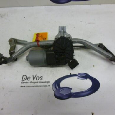 Peugeot 207 1.6 16V Scheibenwischermotor vorne 2007 6405KK