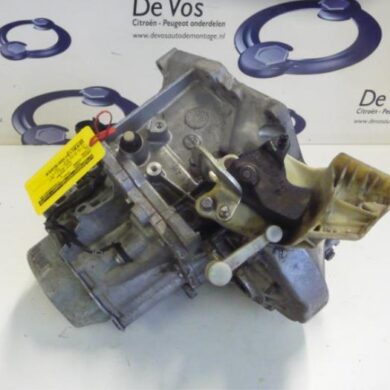 Citroen DS3  Gearbox HNZHN01 2015 1611920380-1612444380 20ET25