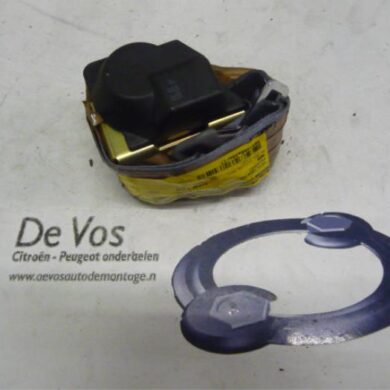 Peugeot 406 2.0 S,SL,ST,STX 16V Rear seatbelt, left 1997 8974EE