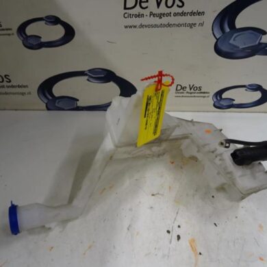 Peugeot 508  Front windscreen washer reservoir 2016 6431Q7