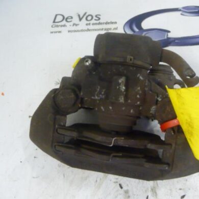Peugeot 206 1.6 16V Rear brake calliper, left NFU 2004 440161-441007