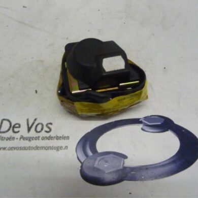 Peugeot 406 2.0 HDi 90 Veiligheidsgordel links-achter 2002 8973S3