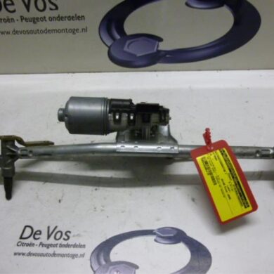 Citroen C5 2.0 HDiF 16V Front wiper motor 2005 6405J2