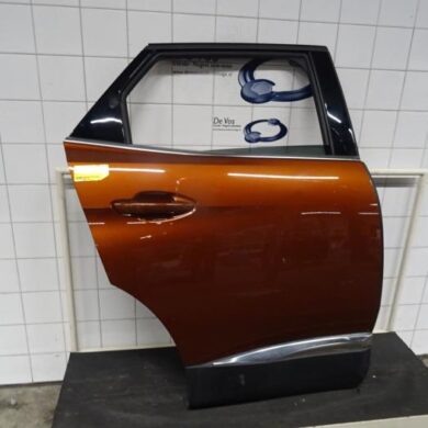 Peugeot 3008  Rear door 4-door, right 2019 9812317080