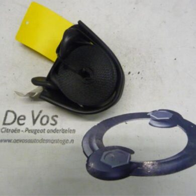 Peugeot 206 1.4 16V Front seatbelt, right 2004 8973WE-8974GQ