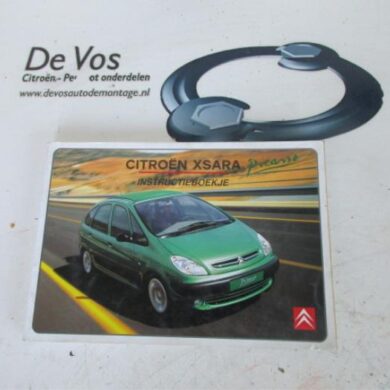 Citroen Picasso  Instruction Booklet 2001