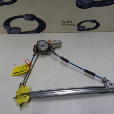 Citroen Picasso 1.6i 16V Rear door window mechanism 4-door, left 2008 922470