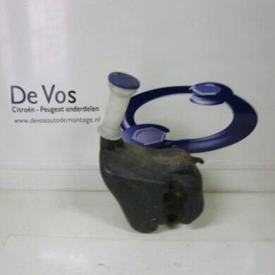 Citroen Saxo 1.1i X,SX Front windscreen washer reservoir 2001 6431A0