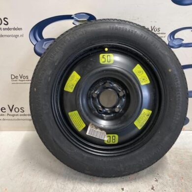 Peugeot 308 1.2 12V e-THP PureTech 110 Velg + Band 2015