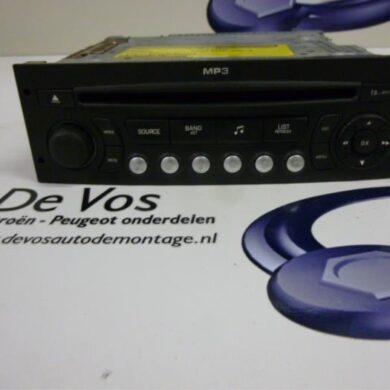Citroen C4 Picasso 1.8 16V Radio CD Speler 2007 657923-1607757480-657924-16077575XT